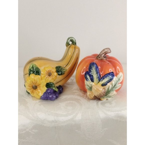 Harvest Gourd Punkin & Squash Salt & Pepper Shakers Ceramic New In It's Box... - Picture 6 of 7